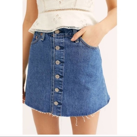 Levi’s Mile High Button Front Mini Skirt 27 - Picture 6 of 7